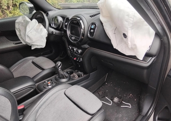 MINI Countryman cena 37900 przebieg: 105000, rok produkcji 2018 z Luboń małe 79